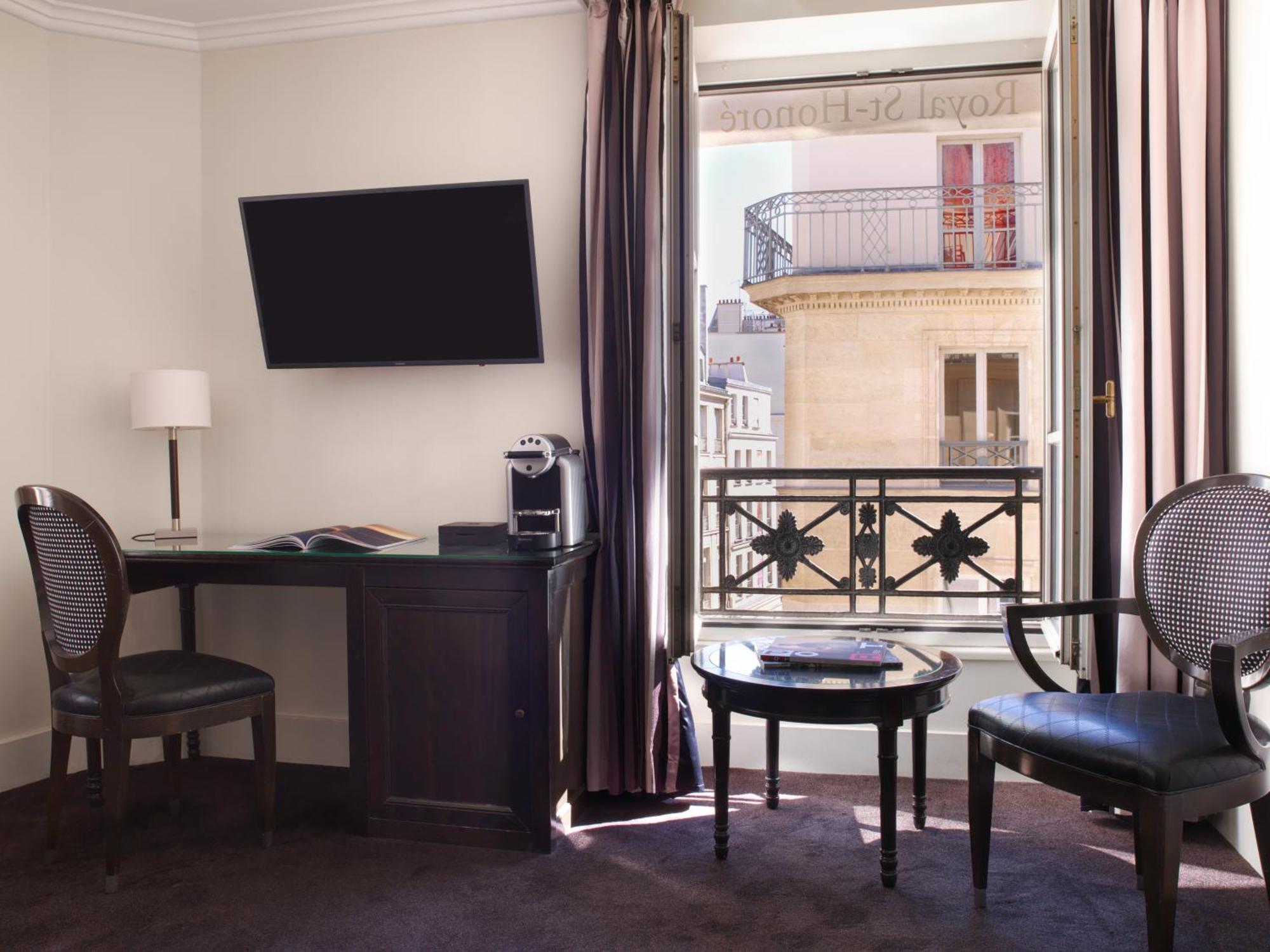 Hotel Royal Saint Honore Paris Louvre Exterior photo